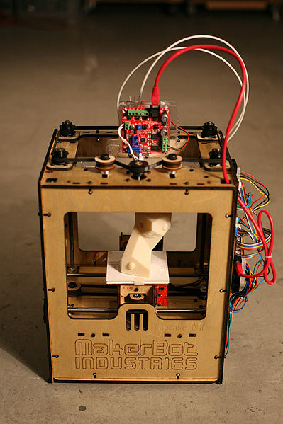 MakerBot_ThingOMatic_Bre_Pettis